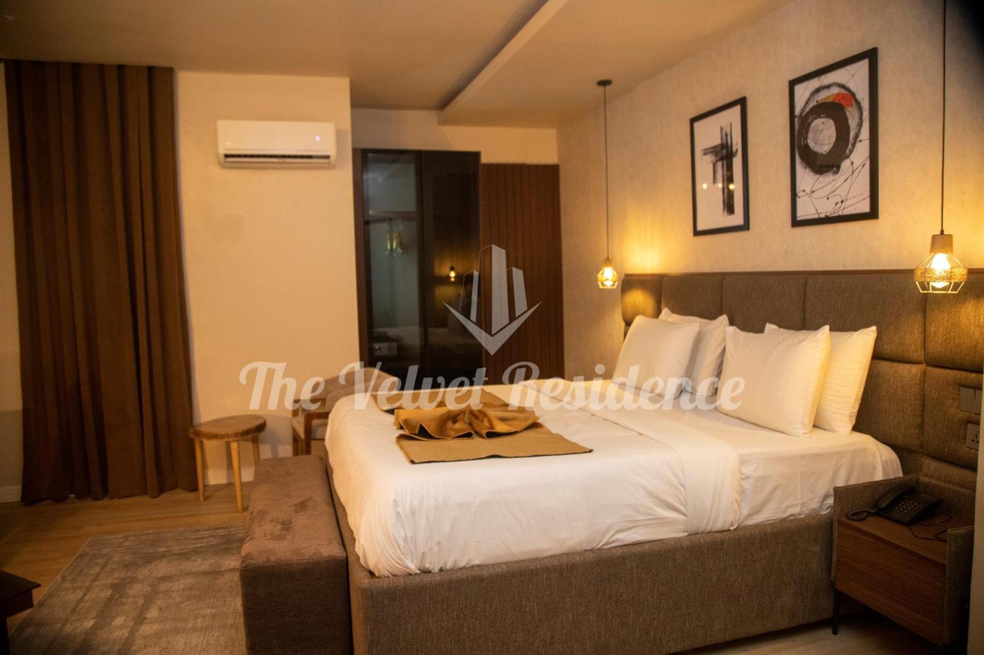 The Velvet Residence Abuja Buitenkant foto